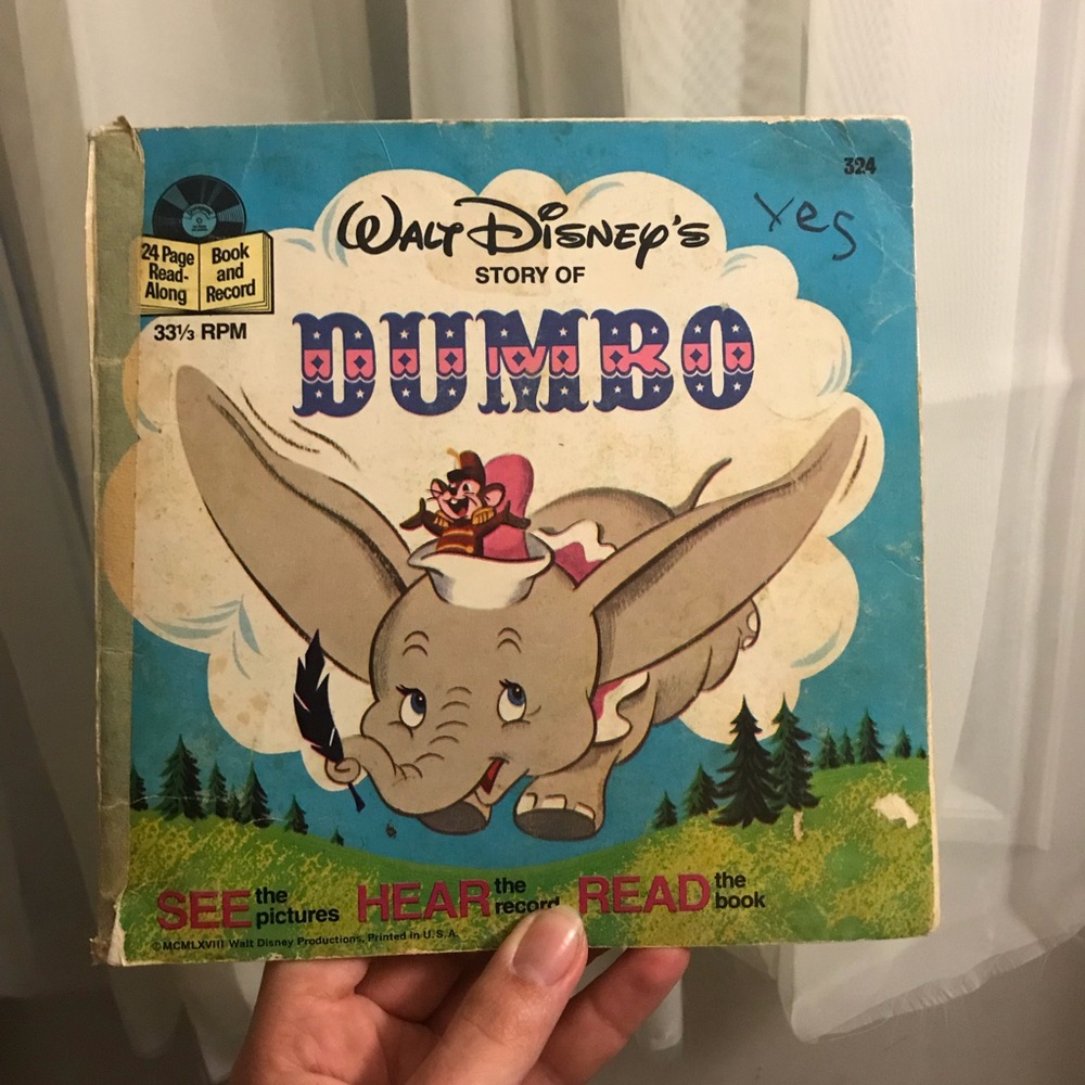 1968 D U M B O 45 vinyl and book